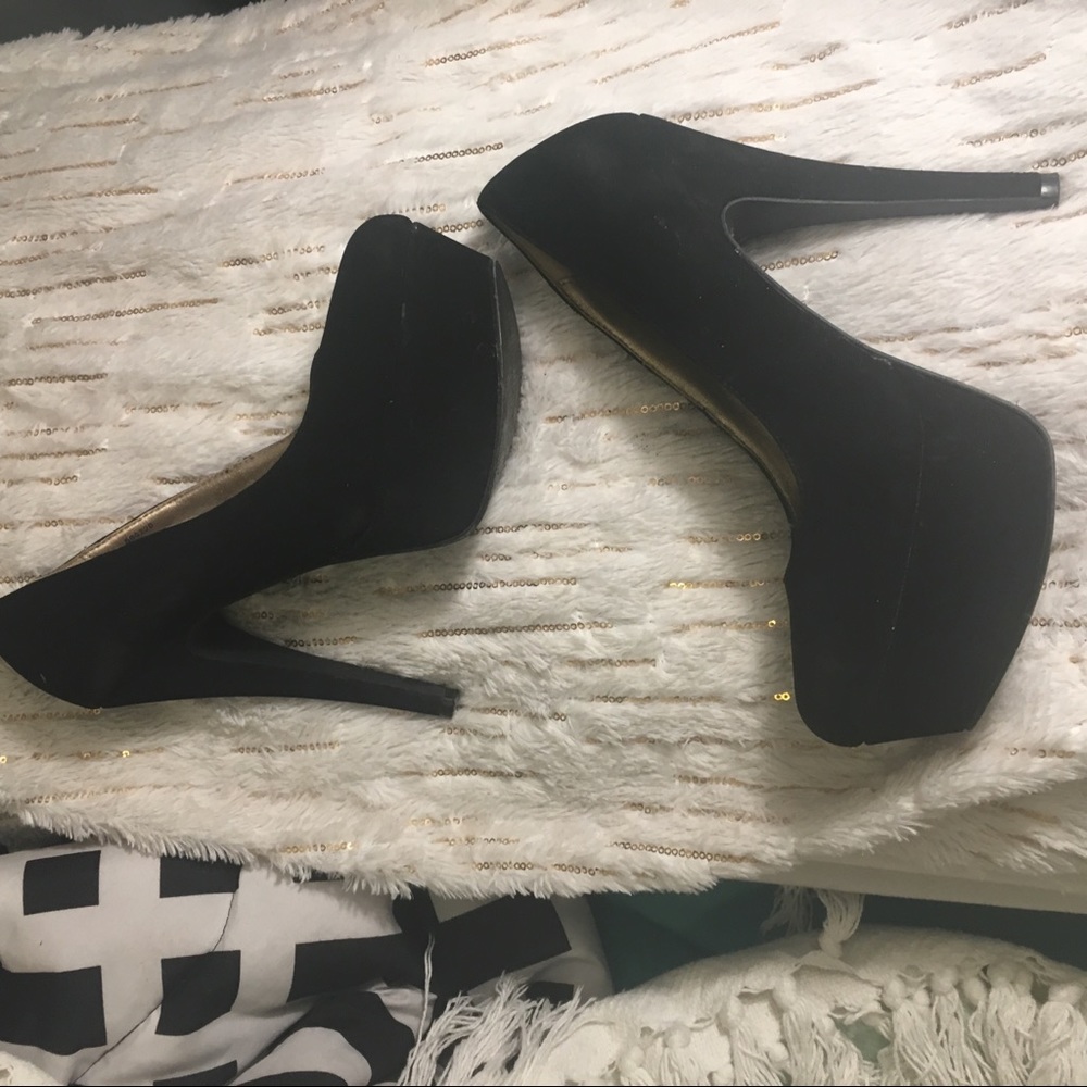 Used Charlotte russe heels